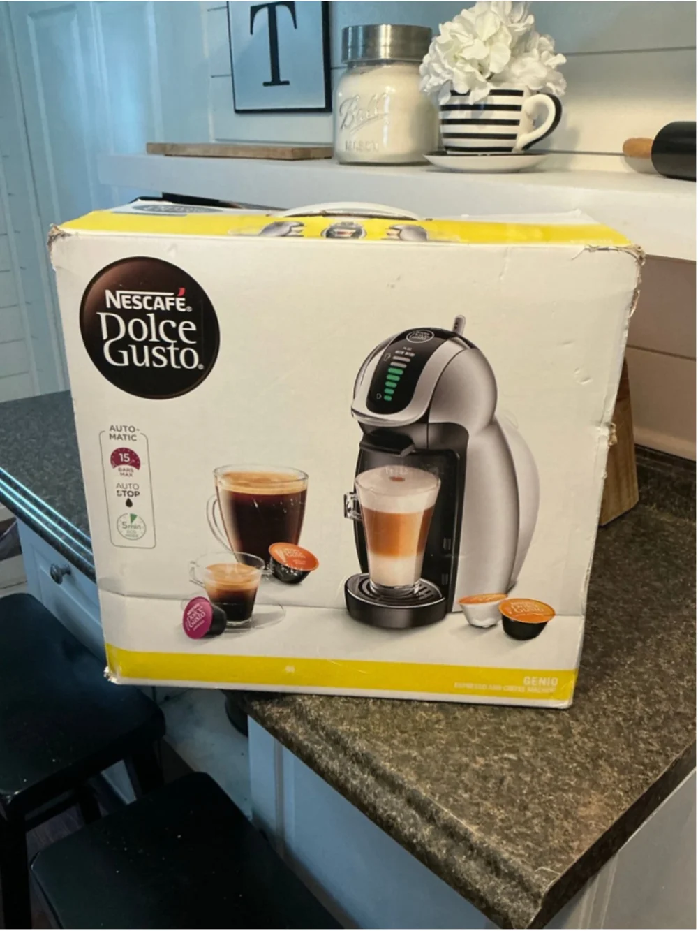 Brand NEW NESCAFÉ Dolce Gusto Coffee Machine, Genio 2 Silver